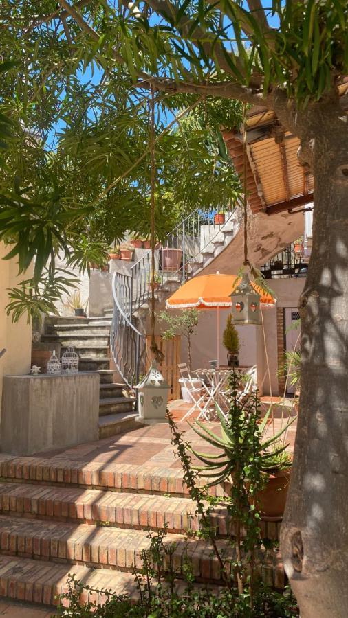 Bed and Breakfast Il Giardino D'Ulisse Реджо-ди-Калабрия Экстерьер фото