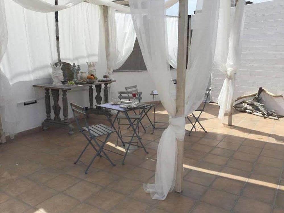 Bed and Breakfast Il Giardino D'Ulisse Реджо-ди-Калабрия Экстерьер фото
